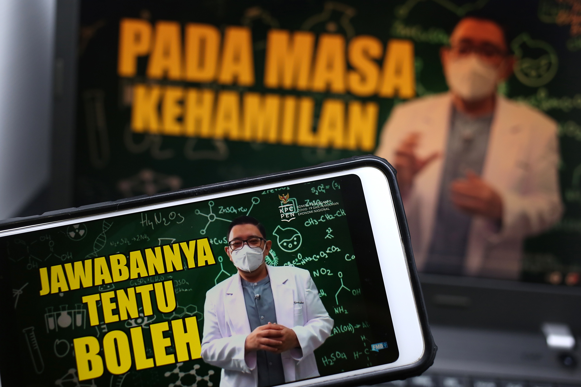 Vaksinasi Bagi Ibu Hamil dan Lansia Aman